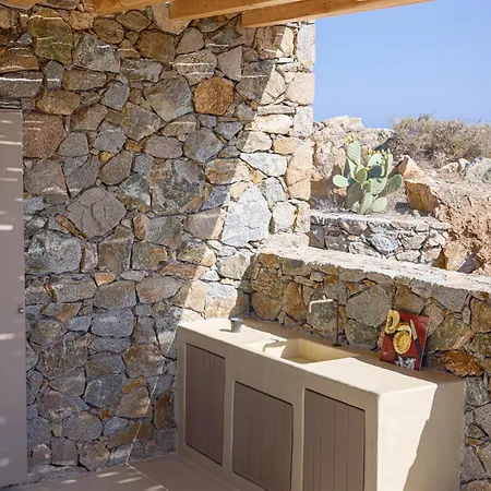 Great View, Tiny Hill-top House Rámos