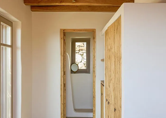 Villa Great View, Tiny Hill-top House